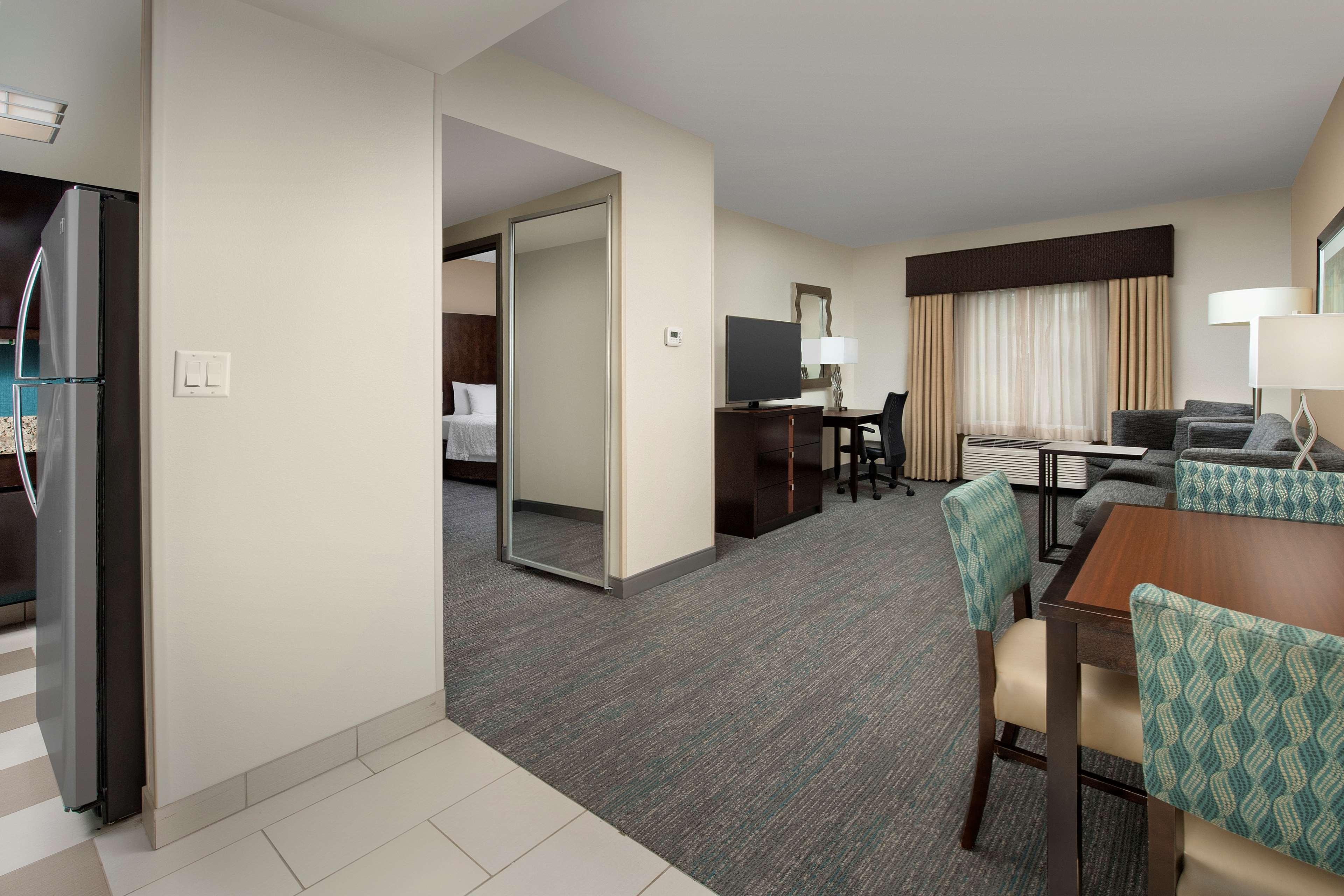 Hampton Inn & Suites Alpharetta-Windward Extérieur photo